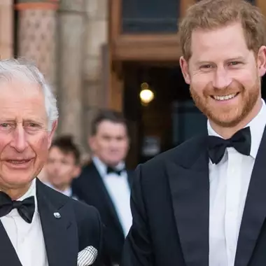 Η επιστροφή του βασιλιά Καρόλου στο Λονδίνο ενισχύει τα σενάρια για τον πρίγκιπα Harry