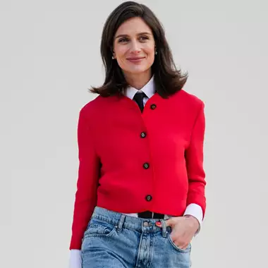 Style Guide | 5 τρόποι για να φορέσετε το κόκκινο πριν μπουν οι γιορτές