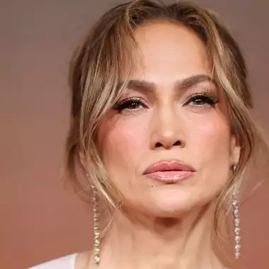 Jennifer Lopez | Η κίνηση που έκανε εν μέσω των πυρκαγιών στο Λος Άντζελες
