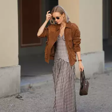 Το Zara φόρεμα που θα φέρει την άνοιξη στο προσωπικό σας στιλ