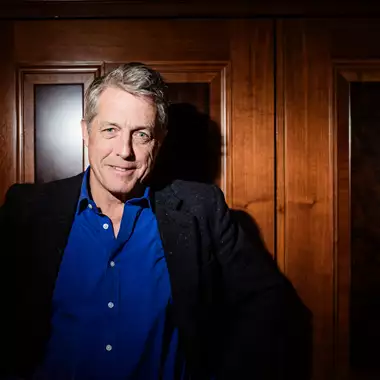 Ο Hugh Grant ανησυχεί για τη διαπαιδαγώγηση των παιδιών του