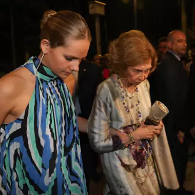 Βασίλισσα Σοφία | Η σοβαρή ασθένεια που την αναγκάζει να αναβάλλει τα καλοκαιρινά της σχέδια