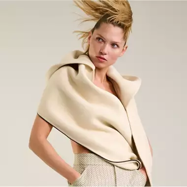 From the Magazine | Το ακαταμάχητο στιλ μιας globetrotter