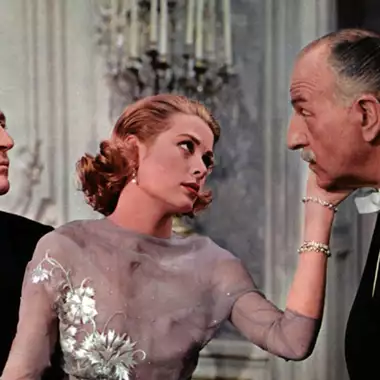 Ο απίστευτος (και ρομαντικός) λόγος για τον οποίο ο πρίγκιπας Ρενιέ έδωσε στην Grace Kelly δύο δαχτυλίδια αρραβώνων