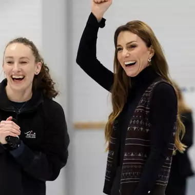 Kate Middleton | Tι συμβολίζει το τεράστιας συναισθηματικής αξίας κόσμημα που επέλεξε στη Σκωτία