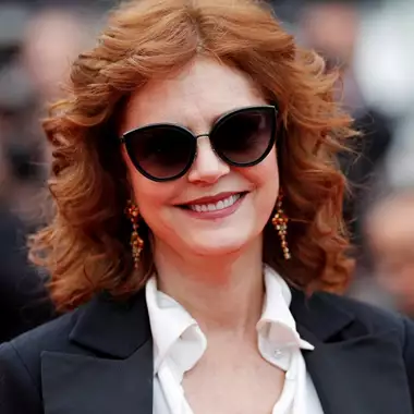 Youthful Styles | Τα ωραιότερα κοντά κουρέματα για γυναίκες άνω των 60