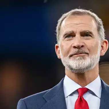 Ο βασιλιάς Felipe εμφανίστηκε με εγκαύματα στο πρόσωπό του