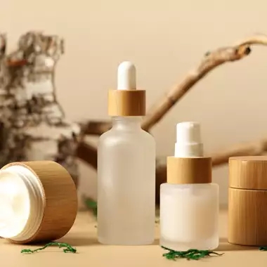 Ξεκαθάρισμα καλλυντικών | 3 προϊόντα περιποίησης που πρέπει να πετάξετε άμεσα