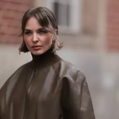 Bright Eyes | Πώς να καλύψετε τους μαύρους κύκλους με concealer χωρίς να εισχωρεί στις λεπτές γραμμές της επιδερμίδας σας