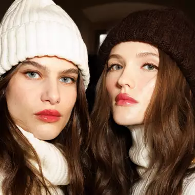 Αυτά είναι τα καλύτερα hacks για την εφαρμογή του ρουζ μετά τα 40