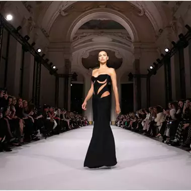 Take a Bow | H Celia Kritharioti μαγεύει το Παρίσι με τη νέα της συλλογή