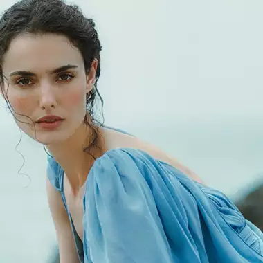 Η Blanca Padilla φωτογραφίζεται αποκλειστικά για το Harper’s Bazaar Greece