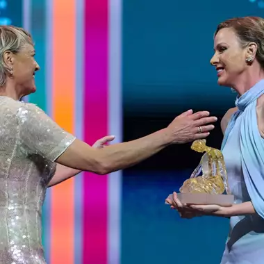 Πριγκίπισσα Charlene | Ωδή στο παρελθόν της η νέα της εμφάνιση στο Μονακό