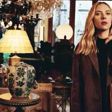 Ο Γιώργος Λάνθιμος σκηνοθετεί τη νέα καμπάνια του οίκου Prada