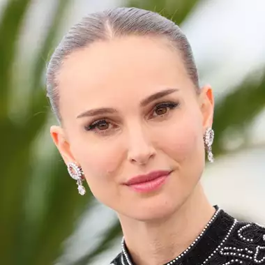 Natalie Portman | Το elegant beauty look της στο Φεστιβάλ των Καννών