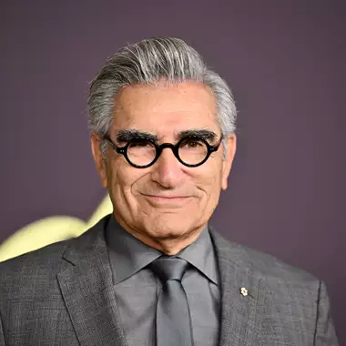 Ο Eugene Levy αποκαλύπτει πώς είναι πραγματικά ο πρίγκιπας William