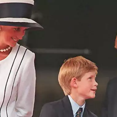 Το γράμμα της πριγκίπισσας Diana που αποκαλύπτει την αλήθεια για τη σχέση του William με τον Harry στην παιδική τους ηλικία