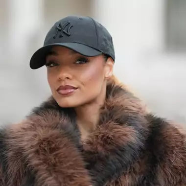 Οι πολυτελείς και δραστικές αντιρυτιδικές κρέμες που αξίζει να αγοράσετε τώρα