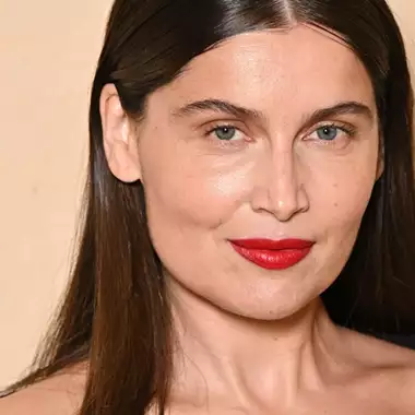 Η συνήθεια που έχει υιοθετήσει η Laetitia Casta και τη βοηθά να διατηρείται fit μετά τα 40