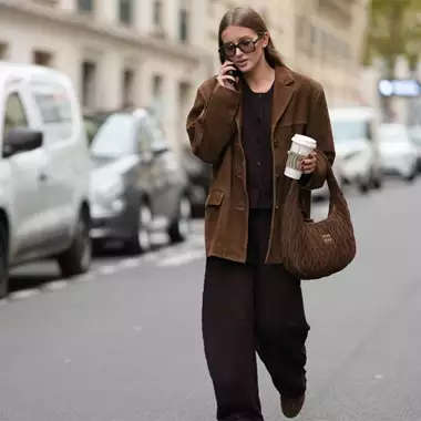 Η διακριτική πολυτέλεια είναι hot | 10 κομμάτια για να την κατακτήσετε με το στιλ σας