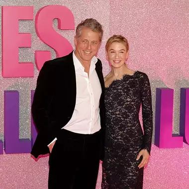 Renée Zellweger - Hugh Grant | Stylish reunion στο κόκκινο χαλί μετά από 25 χρόνια