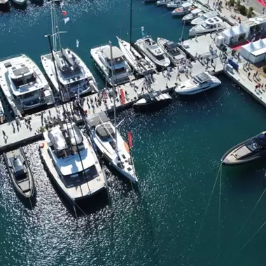 To μ. Artisan Water στο Olympic Yacht Show 2025 ως Sustainable Luxury Partner