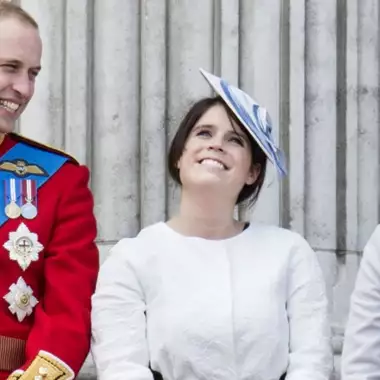 Η πριγκίπισσα Ευγενία βαθαίνει το δεσμό με τον πρίγκιπα William ενώ απομακρύνεται από τον Harry και τη Meghan