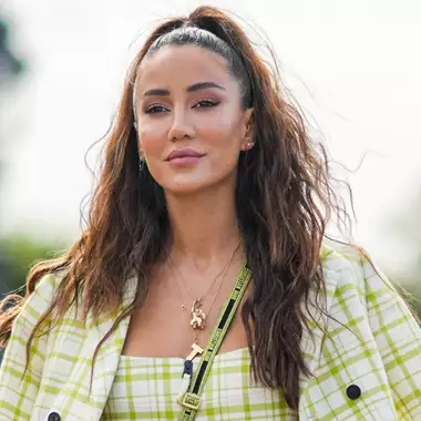 Ξαφνική τριχόπτωση | 3 λόγοι που μπορεί να πέφτουν τα μαλλιά σας