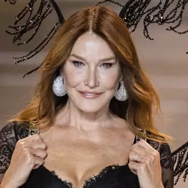 Μετά τα 50 | Πώς να εφαρμόσετε σωστά το concealer για να πετύχετε εφέ lifting