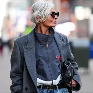 Μπήκε ο Απρίλιος | Τα καλύτερα looks για γυναίκες άνω των 50