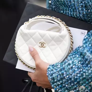 Nonicure | 10 προτάσεις για να υιοθετήσετε την πιο classy τάση νυχιών