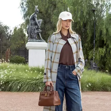 Spotted in the City | Πώς θα συνδυάσετε την κομψότητα με την άνεση στα καθημερινά looks σας