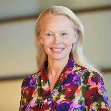 Το προϊόν μακιγιάζ που κάθε γυναίκα άνω των 50 αξίζει να εντάξει στη ρουτίνα της