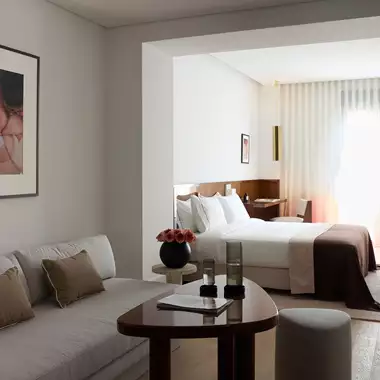 Hotel News | 3 νέες προτάσεις για πολυτελές staycation στην "καρδιά" της πόλης