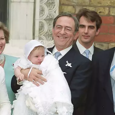 Πώς ο πατέρας της Marie Chantal έγινε "ο βασιλιάς των Duty Free" με 1,7 δισεκατομμύρια ευρώ περιουσία;