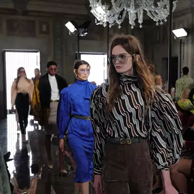 Με έμπνευση από το αρχείο | Η νοσταλγική Gucci Cruise 2026 συλλογή