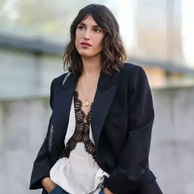 Μήπως τελικά δεν είναι και τόσο σημαντικό να δημιουργήσετε τη δική σας capsule γκαρνταρόμπα;