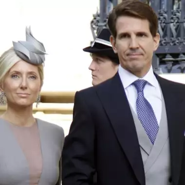 Παύλος | Το δανεικό Chanel κοστούμι που φόρεσε στο πρώτο του ραντεβού με την Marie Chantal