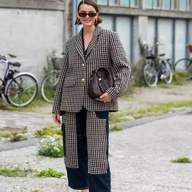 Τα κομψά blazers στα οποία αξίζει να επενδύσετε για το φθινόπωρο