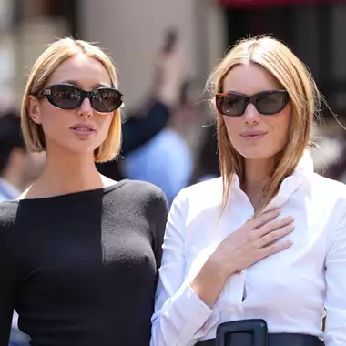 H Μαρία Ολυμπία δανείστηκε τον πιο πιστό φίλο της μητέρας της για τις ανάγκες διαφημιστικής καμπάνιας