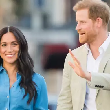 Ο πρίγκιπας Harry και η Meghan Markle υιοθετούν νέα στρατηγική