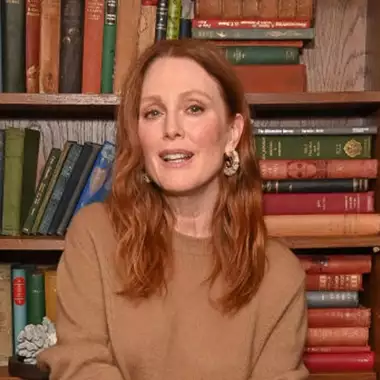 To παιδικό βιβλίο της Julianne Moore ανάμεσα σε αυτά που απαγόρευσε η κυβέρνηση του Donald Trump