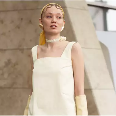 The Butter Υellow Trend | Πώς θα φορέσετε την πιο δημοφιλή τάση του φετινού καλοκαιριού
