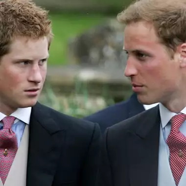 Ο ήσυχος διπλωμάτης που βοήθησε να διαμορφωθεί η πορεία των William και Harry στη σύγχρονη μοναρχία