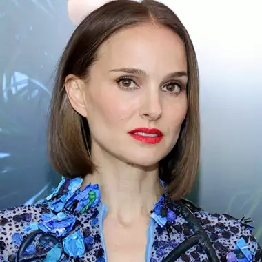 Η Natalie Portman ξέρει πως να επιβιώνει στο Χόλιγουντ