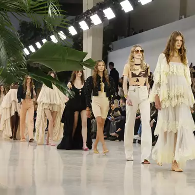 H πρώτη boutique Chloé ανοίγει στην Ελλάδα