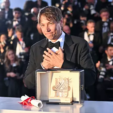 Movie Review Of The Week | Anora, η ταινία που κερδίζει τα διεθνή κινηματογραφικά Φεστιβάλ