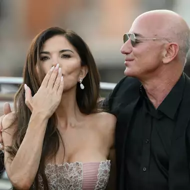 Κι όμως υπάρχει! Ο κοινός σύνδεσμος στους γάμους του Jeff Bezos και του πρίγκιπα William