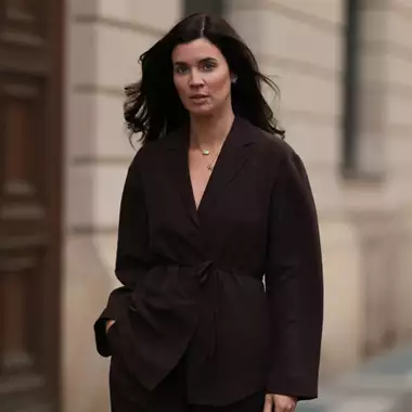 8 serums με ρετινοειδή που θα μεταμορφώσουν την επιδερμίδα σας πριν τα Χριστούγεννα