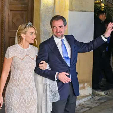 Νικόλαος Ντε Γκρες & Χρυσή Βαρδινογιάννη | Γιατί προκάλεσαν έκπληξη νέες αδημοσίευτες φωτογραφίες από τον γάμο τους